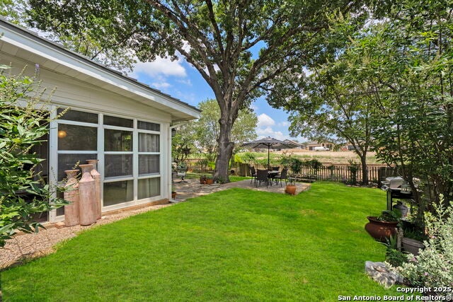 6330 Meadow Haven, San Antonio