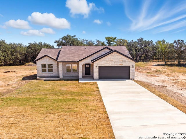 16724 Tapatio St, Atascosa
