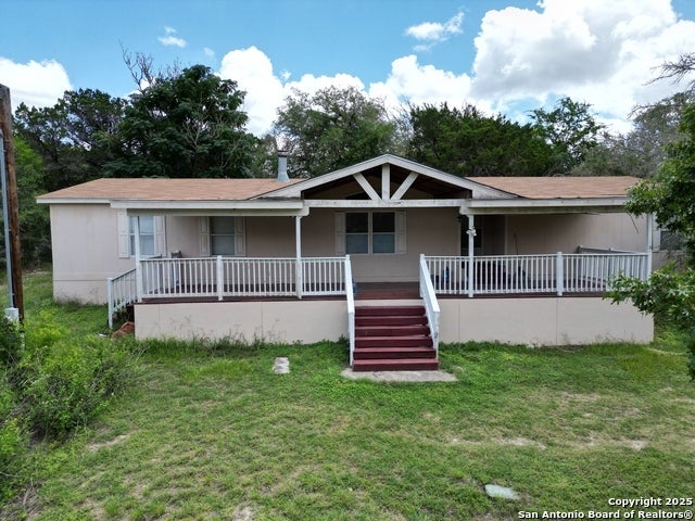438 Private Road 180, Helotes