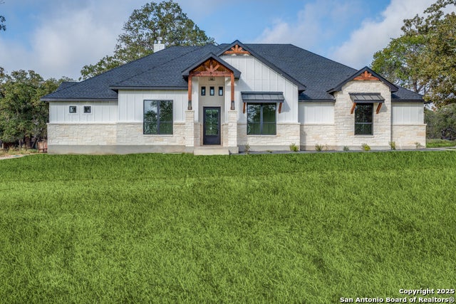 113 Pioneer Trail, Adkins