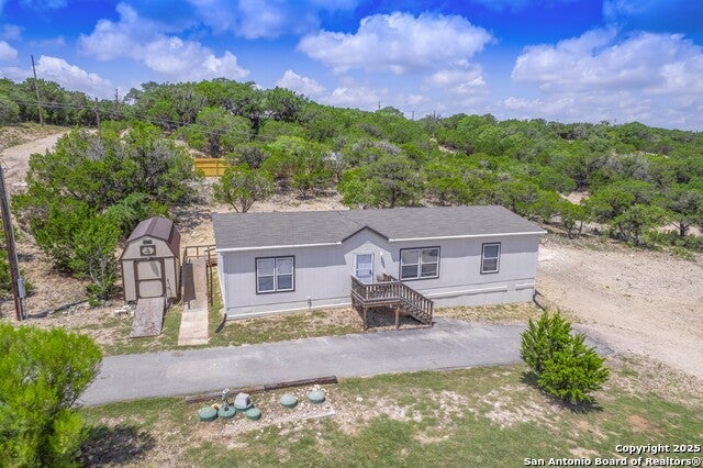 385 Ridge Trail, Bandera