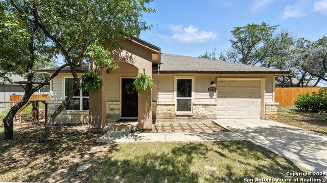 543 Scenic Terrace, Canyon Lake
