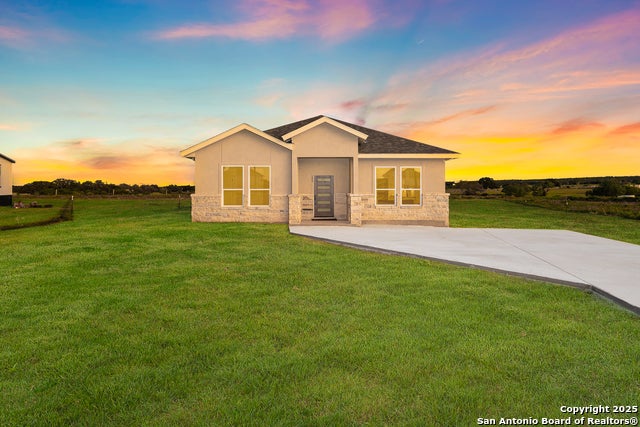 149 Camino Verde, La Vernia