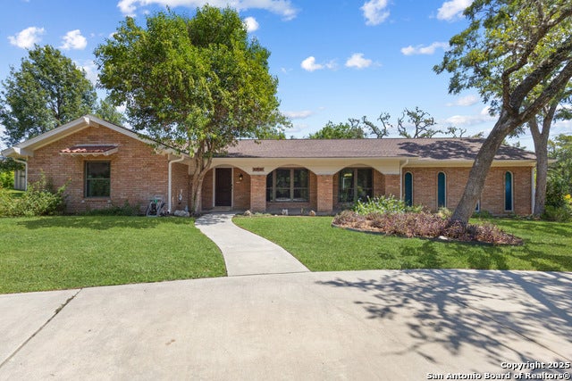 10410 Sunflower Ln, San Antonio