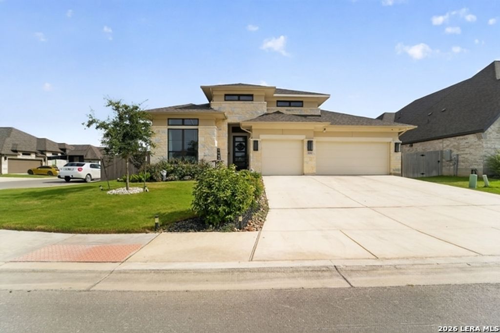 1701 Field Brook, Seguin