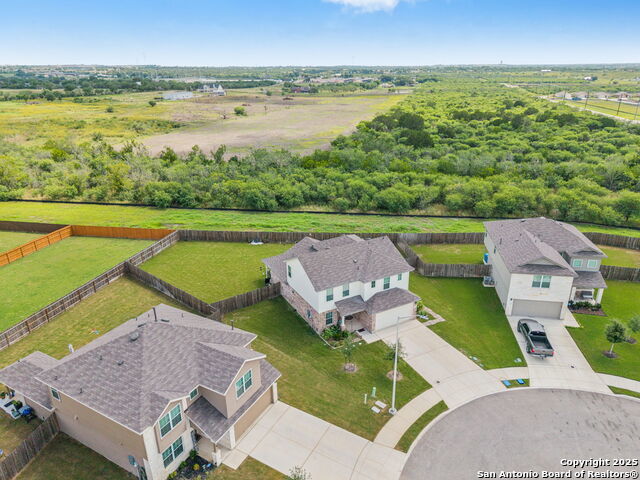 916 Rolling River, Cibolo