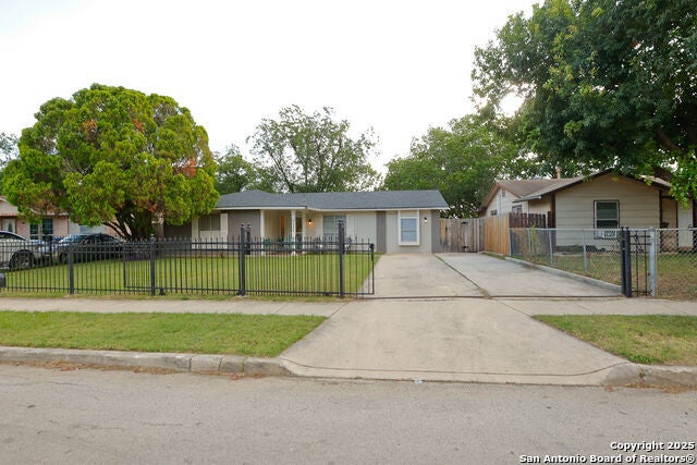 9135 Ozalid, San Antonio