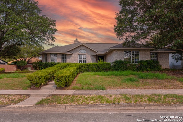 6027 Royal Ridge, San Antonio