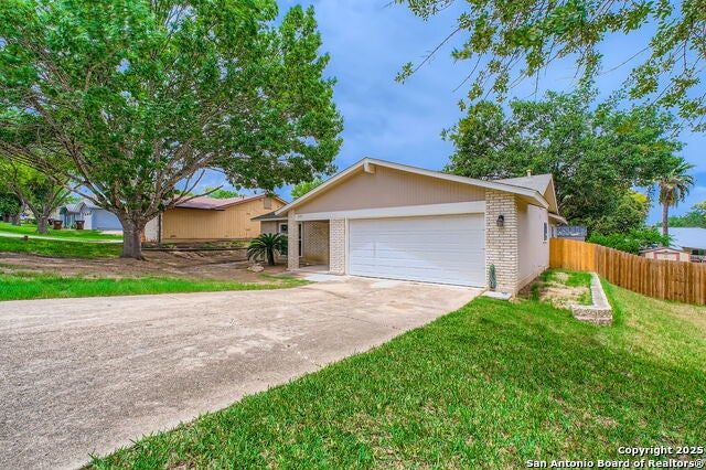 7123 Winter Ridge, Converse