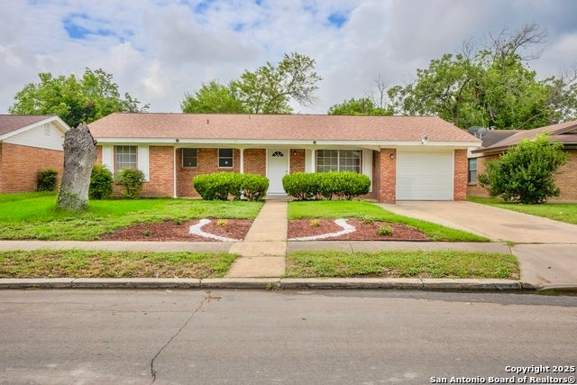 4906 Bernadine, San Antonio