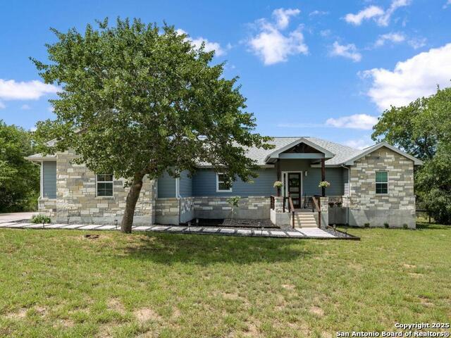 315 Log Cabin, Poteet