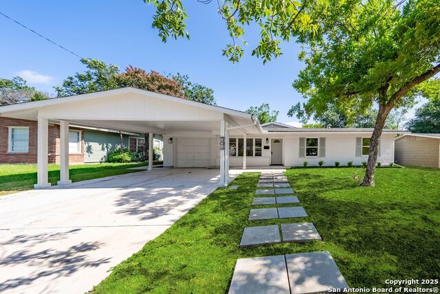 331 Waxwood Lane, San Antonio