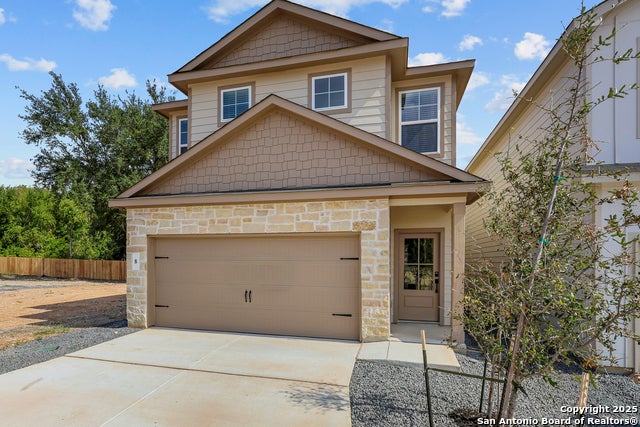 285 W Quill Dr Building 8, San Antonio