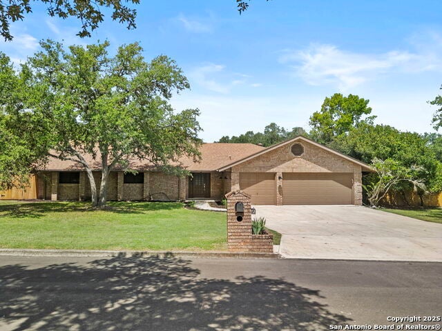 29735 Saddleback, Boerne