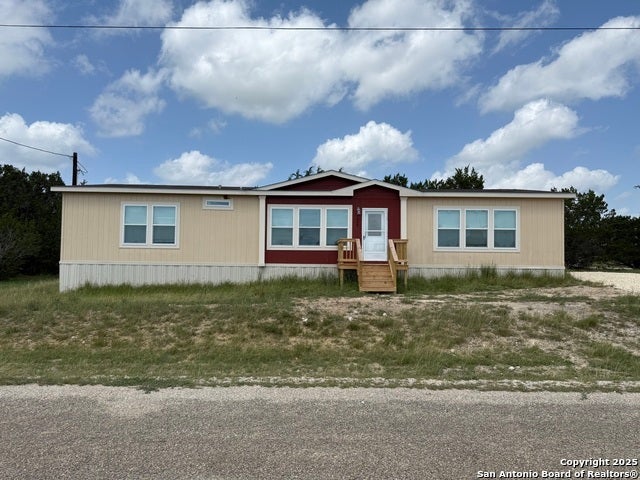 668 Private Road 1519, Bandera