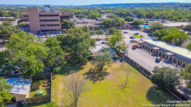 640 N Houston, New Braunfels