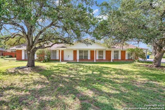 514 Hospital, Floresville