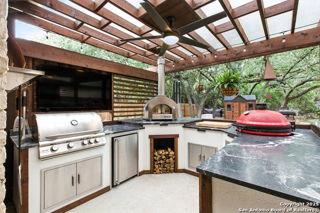 2203 Bella Daisy, San Antonio