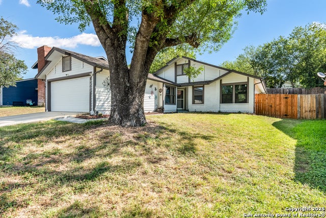 9807 Sugarloaf, San Antonio