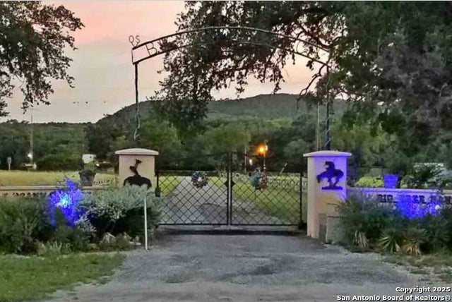 19967 Hwy 127, ConCan