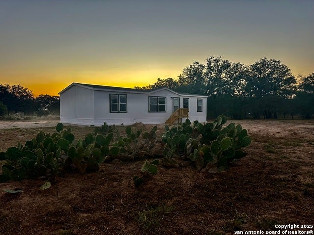 5161 County Road 302, Floresville