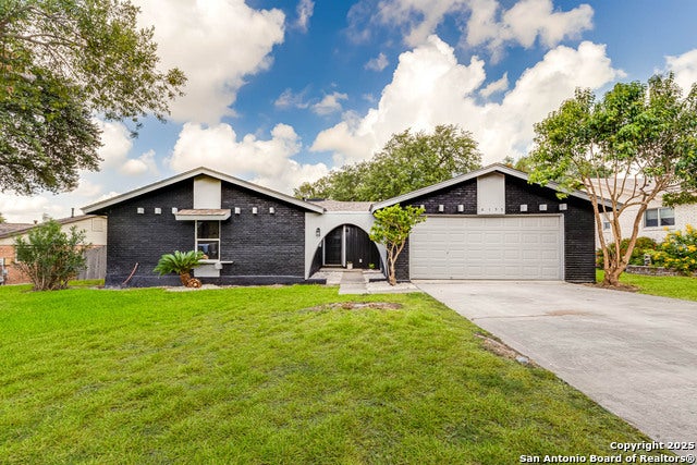 6135 Royal, San Antonio