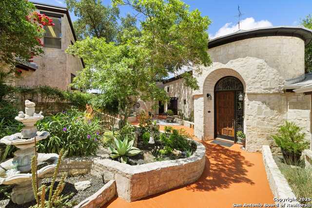 22 Indian Creek Loop, Kerrville