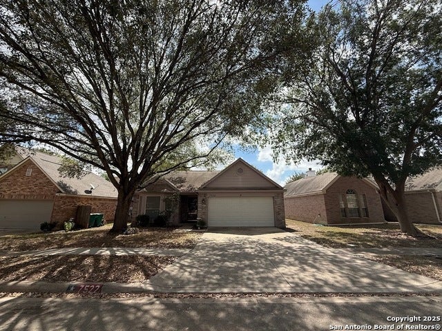 7522 Sutters Mine, Converse