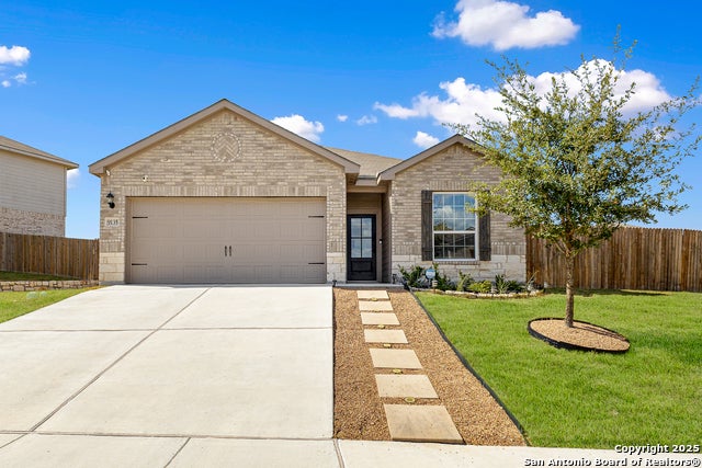 9135 Canvas Run, Converse