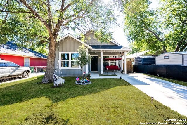 338 Sw 42nd, San Antonio