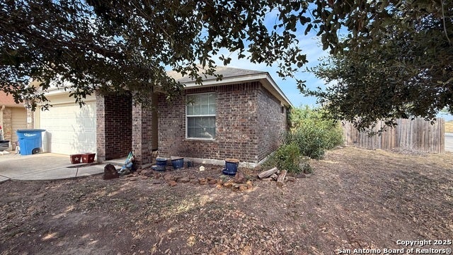 533 Tom Kemp, New Braunfels