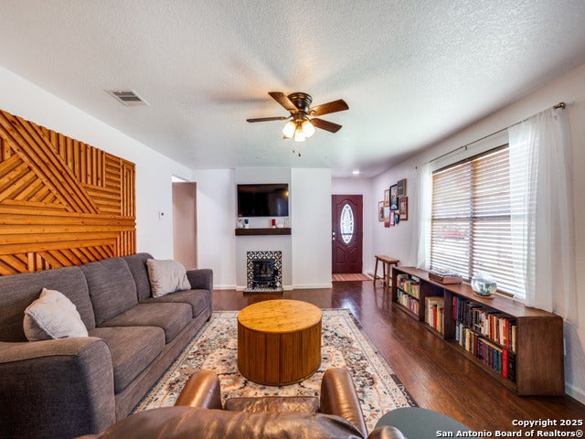 7455 Banister Pass, San Antonio