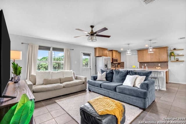 711 Forest Trail, New Braunfels