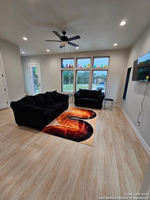 1963 Green Hill Dr, Canyon Lake