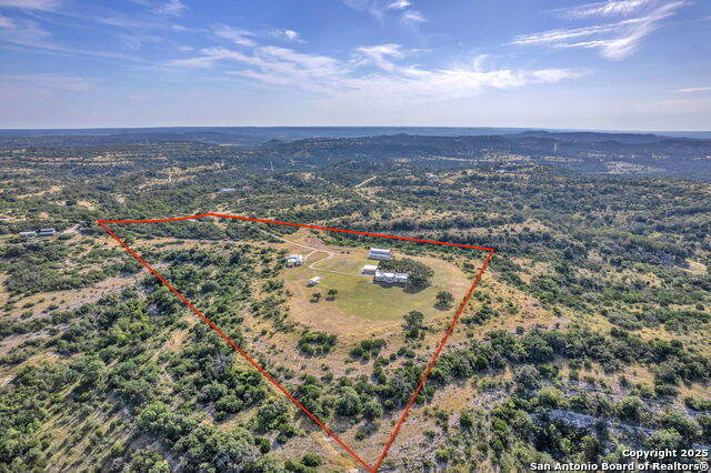 131 Southwind, Center Point