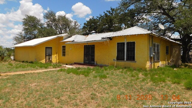 11620 State Highway 16, Poteet