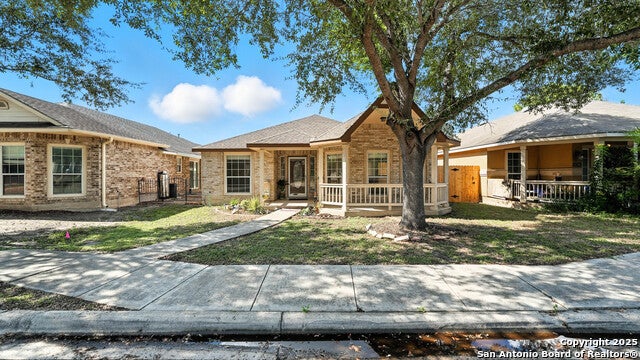 1742 Joy Spring, New Braunfels