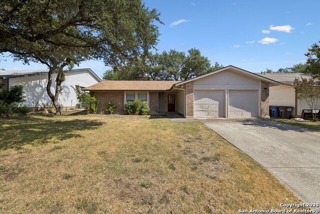 10330 Country Bluff, San Antonio