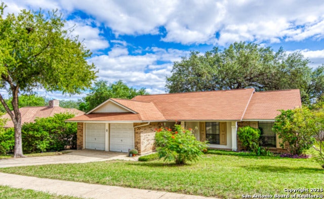 7818 Hawk Trail, San Antonio