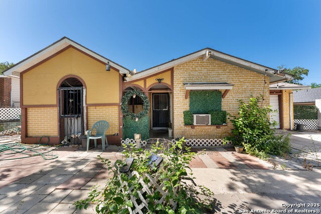 5318 Costa Mesa, San Antonio