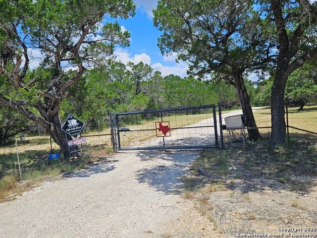 29 Green Cedar Rd., Boerne