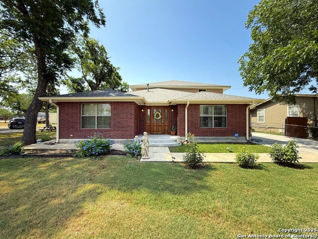 710 W Baetz Blvd., San Antonio