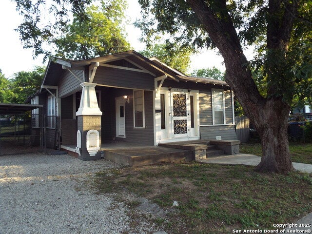 2710 W Cesar E Chavez, San Antonio