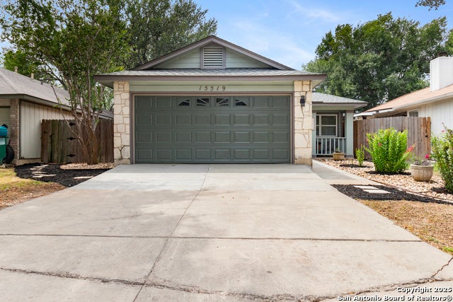 15519 Knollglade, San Antonio