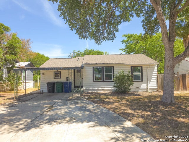 839 Alametos, San Antonio