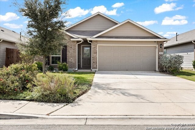 2682 Mccrae, New Braunfels