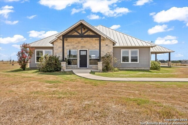 475 County Road 240, Gonzales