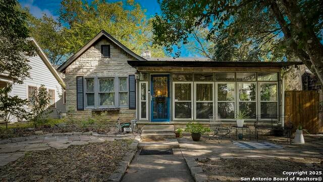 555 E Craig, San Antonio