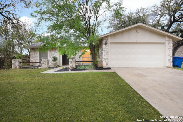 8611 Tanbark Dr, San Antonio