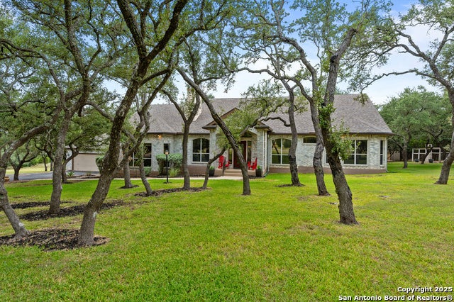 106 Oak Valley Dr, Boerne